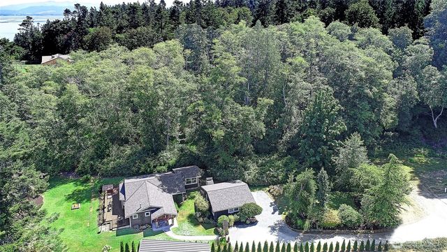610 Maple Heights Road, Camano Island, WA 98282