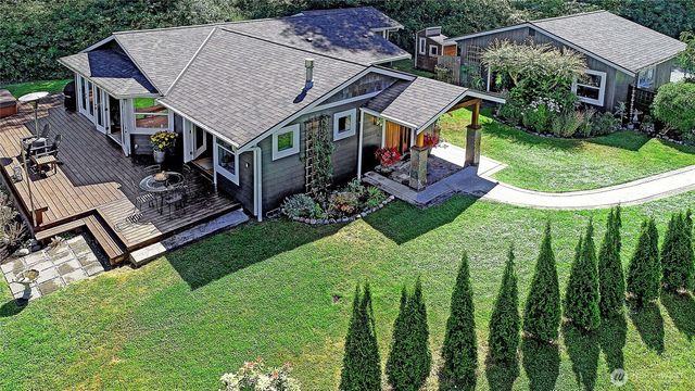 610 Maple Heights Road, Camano Island, WA 98282
