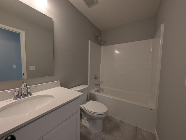 2743 Ivan Avenue NE, Saint Michael, MN 55376