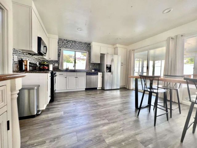 39640 Almansa Court, Murrieta, CA 92562