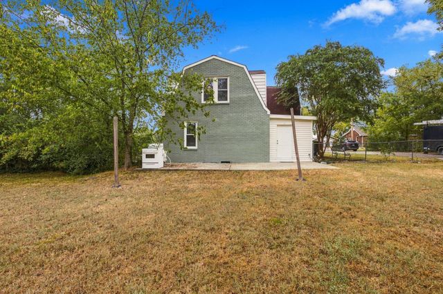 414 E Forrest Ave, Lebanon, TN 37087