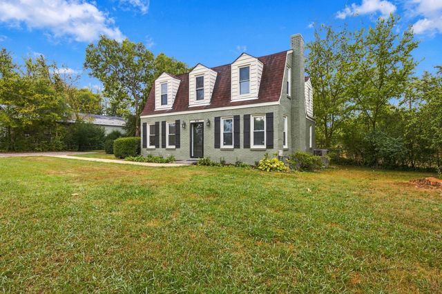 414 E Forrest Ave, Lebanon, TN 37087