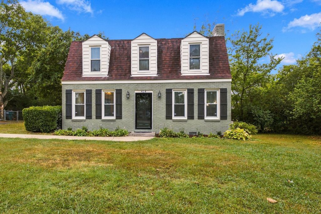 414 E Forrest Ave, Lebanon, TN 37087