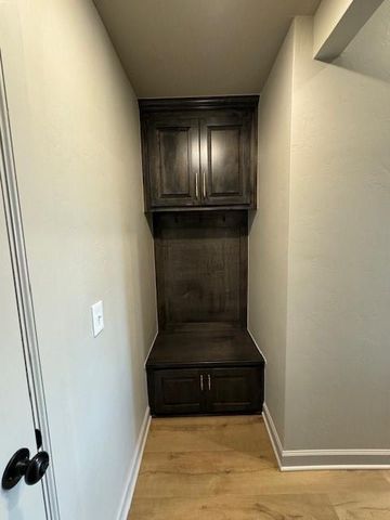 3208 Mt Nebo Drive, Yukon, OK 73099