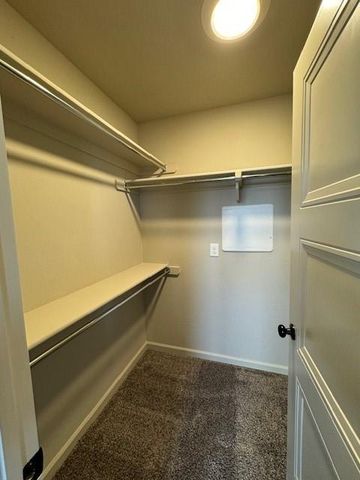 3208 Mt Nebo Drive, Yukon, OK 73099