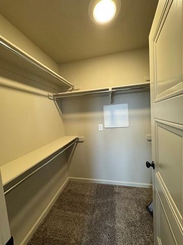3208 Mt Nebo Drive, Yukon, OK 73099