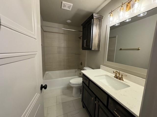 3208 Mt Nebo Drive, Yukon, OK 73099