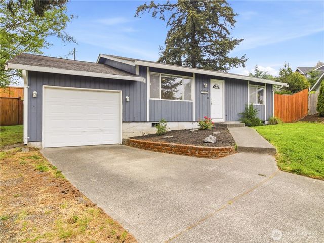 2715 24th Avenue Ct SE, Puyallup, WA 98374