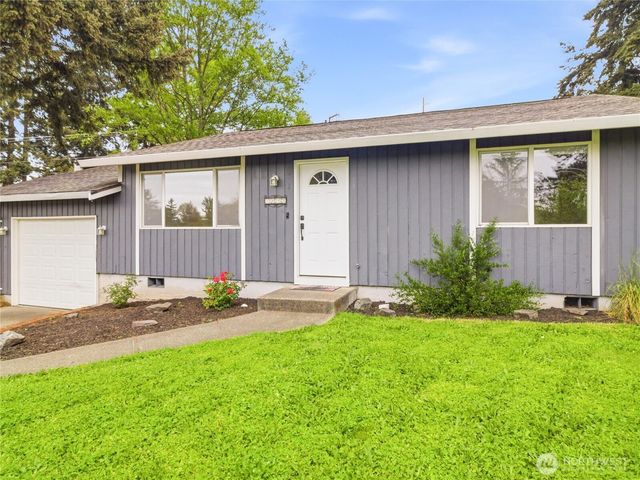 2715 24th Avenue Ct SE, Puyallup, WA 98374