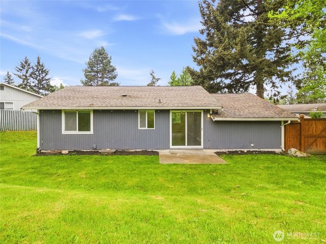 2715 24th Avenue Ct SE, Puyallup, WA 98374