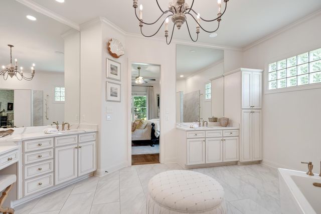 230 REGENT DR, Arlington, TN 38002