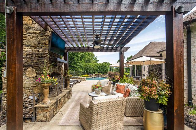 230 REGENT DR, Arlington, TN 38002