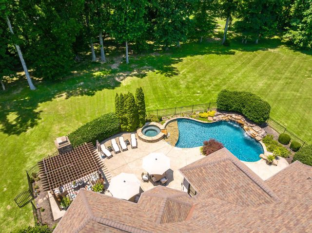 230 REGENT DR, Arlington, TN 38002