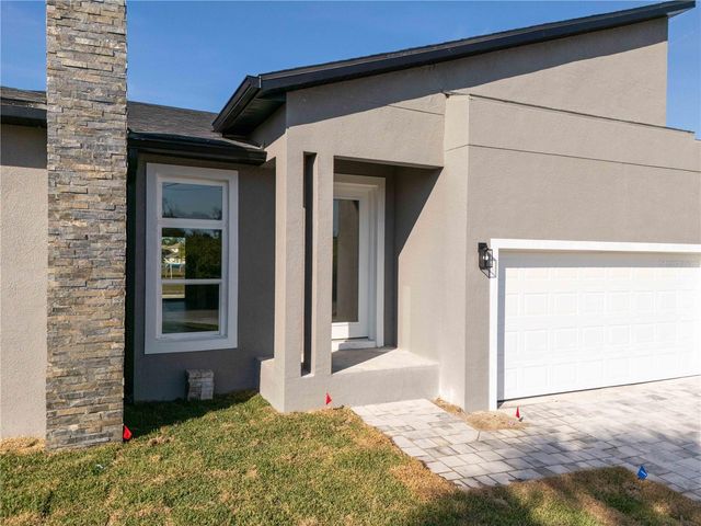 15 RAMBLEWOOD STREET, Port Charlotte, FL 33953