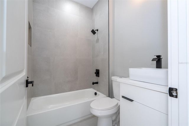 15 RAMBLEWOOD STREET, Port Charlotte, FL 33953