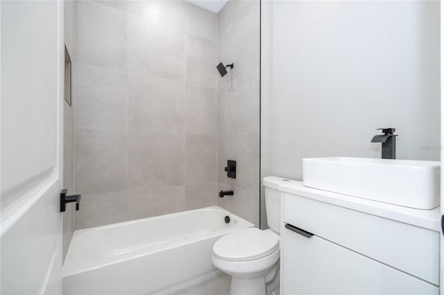 15 RAMBLEWOOD STREET, Port Charlotte, FL 33953