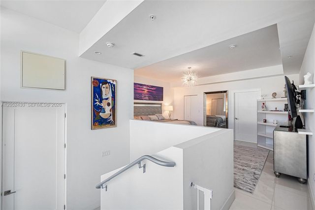 31 N Shore Dr 31, Miami Beach, FL 33141