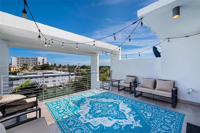 31 N Shore Dr 31, Miami Beach, FL 33141