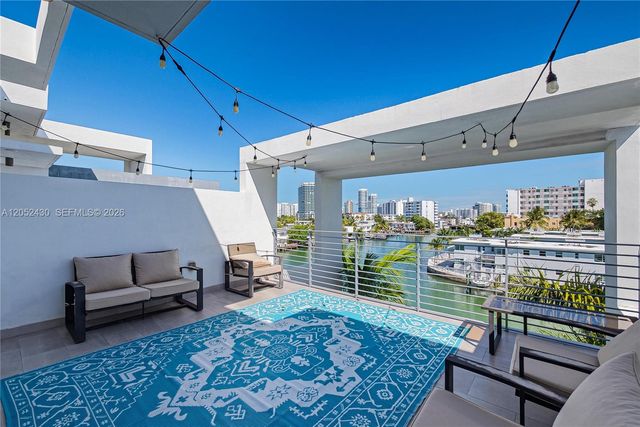 31 N Shore Dr 31, Miami Beach, FL 33141