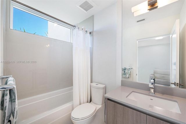 31 N Shore Dr 31, Miami Beach, FL 33141
