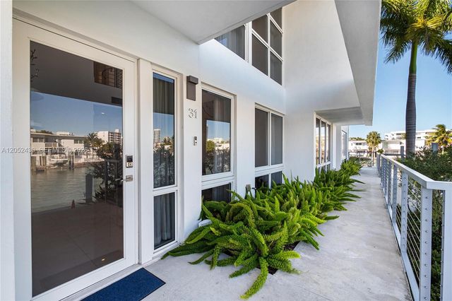 31 N Shore Dr 31, Miami Beach, FL 33141