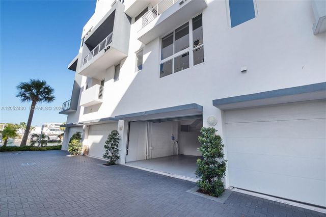 31 N Shore Dr 31, Miami Beach, FL 33141