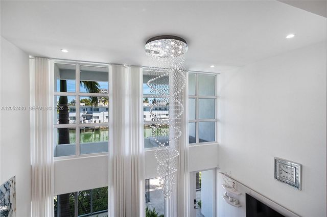 31 N Shore Dr 31, Miami Beach, FL 33141