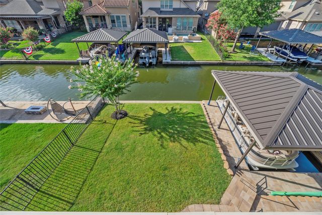 17922 Olde Oaks Estate Court, Cypress, TX 77433