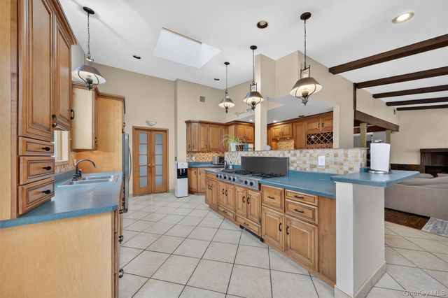 16 Mockingbird Lane, Washingtonville, NY 10992