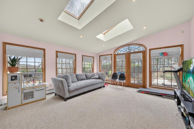 16 Mockingbird Lane, Washingtonville, NY 10992