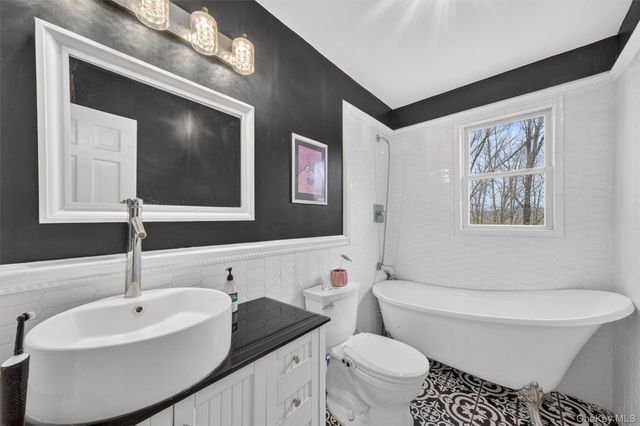16 Mockingbird Lane, Washingtonville, NY 10992