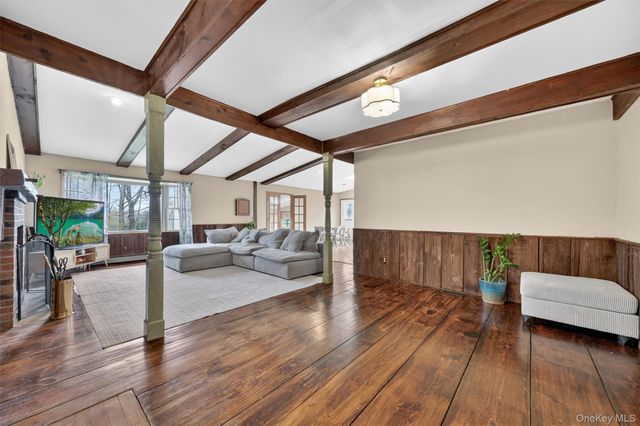 16 Mockingbird Lane, Washingtonville, NY 10992