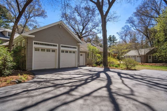 55 Glezen Ln, Wayland, MA 01778