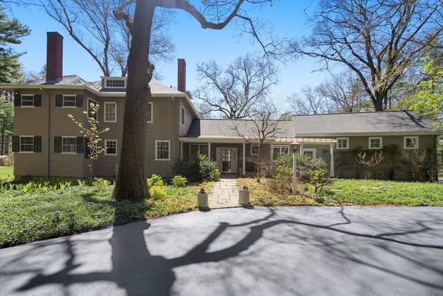 55 Glezen Ln, Wayland, MA 01778