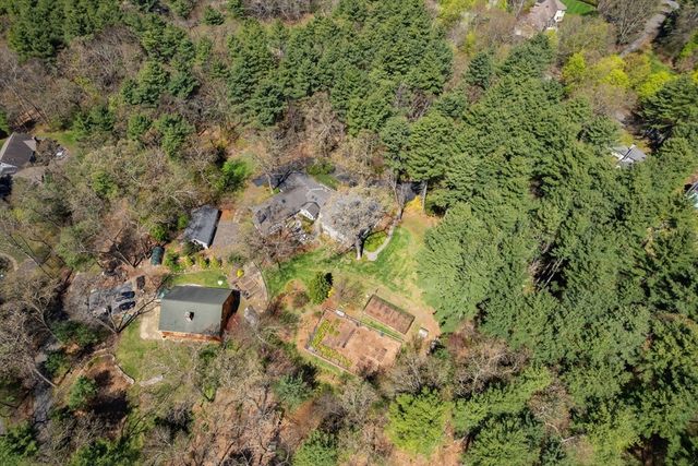 55 Glezen Ln, Wayland, MA 01778