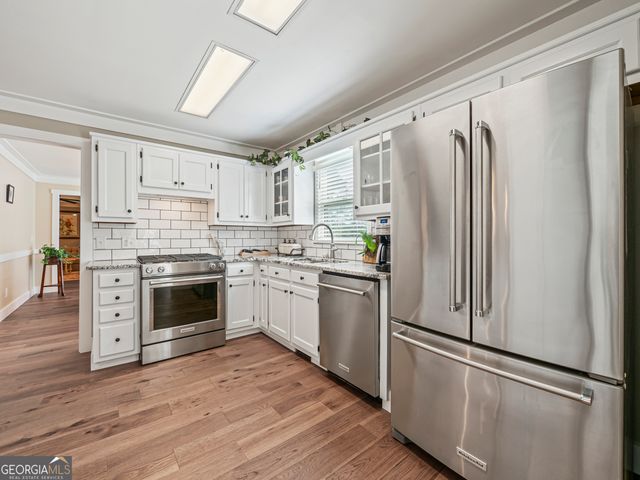 3075 Stillwater Drive, Gainesville, GA 30506