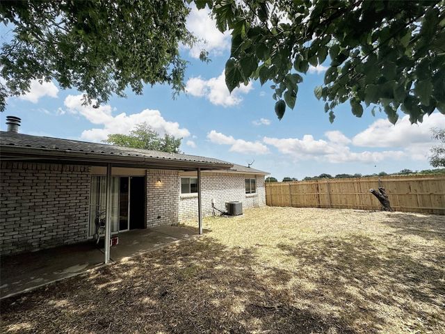 4953 Wampler Drive, The Colony, TX 75056