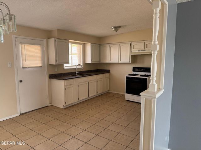 5629 WADSWORTH Avenue, El Paso, TX 79924