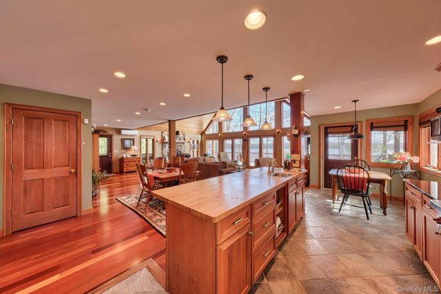 164 S Shore Drive, Wurtsboro, NY 12790