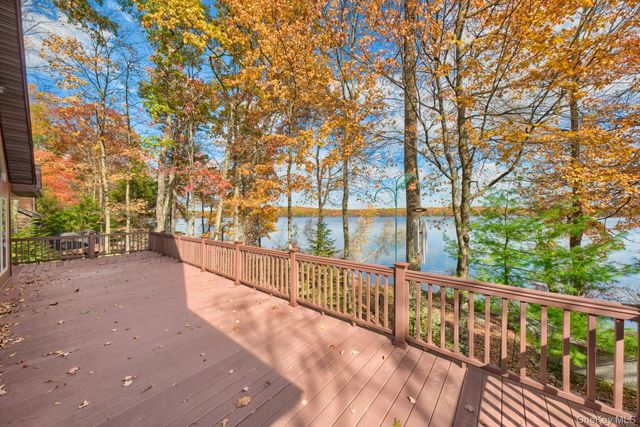 164 S Shore Drive, Wurtsboro, NY 12790