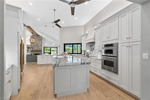 12856 Bald Cypress LN, Naples, FL 34119