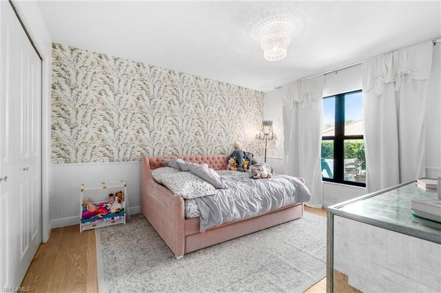 12856 Bald Cypress LN, Naples, FL 34119