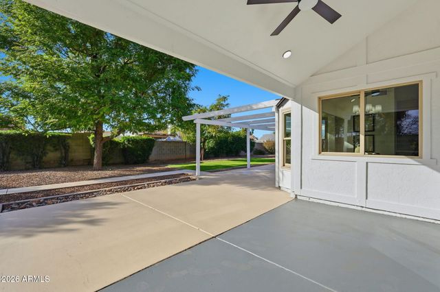 20620 N 5TH Drive, Phoenix, AZ 85027