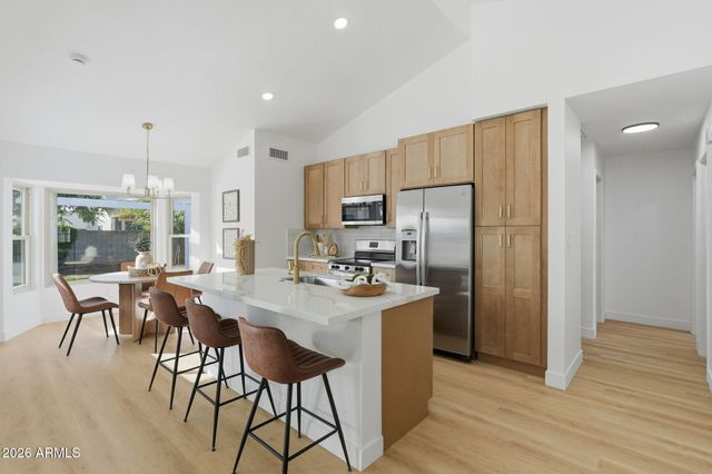 20620 N 5TH Drive, Phoenix, AZ 85027