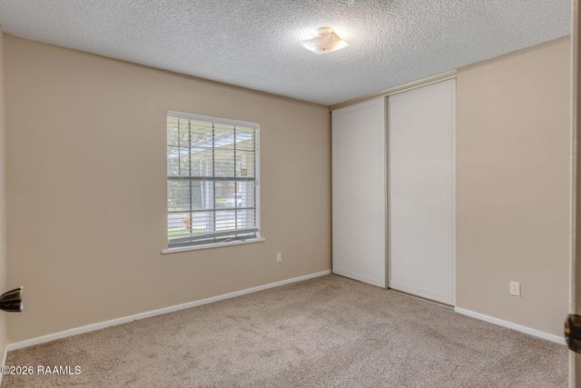 111 Castle Row, Lafayette, LA 70506