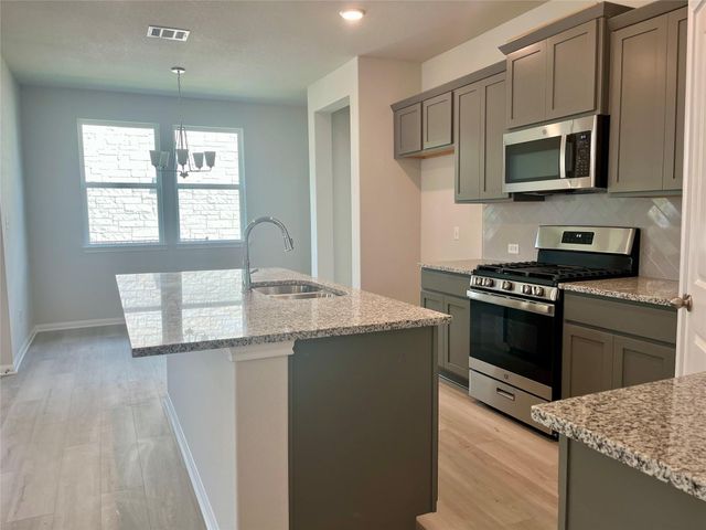 130 Spangle WAY, Kyle, TX 78640