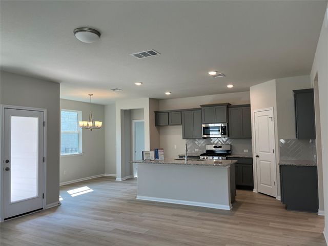 130 Spangle WAY, Kyle, TX 78640