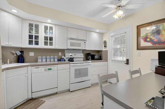 1 Harbourside Drive 4205, Delray Beach, FL 33483