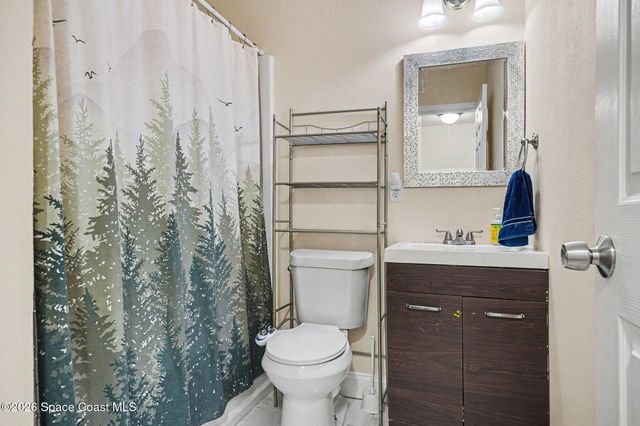 2556 1st Avenue NE, Palm Bay, FL 32905
