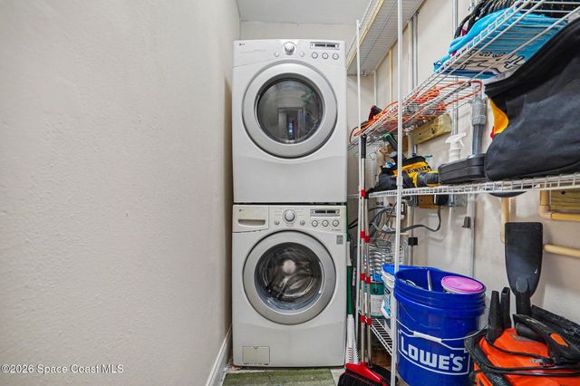 2556 1st Avenue NE, Palm Bay, FL 32905